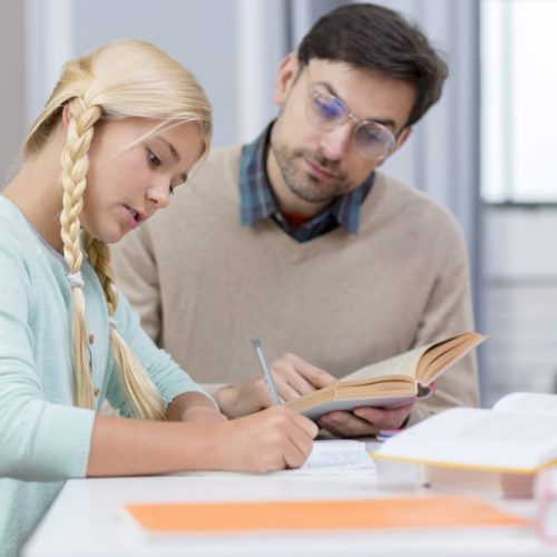 tutor-girl-home-writing